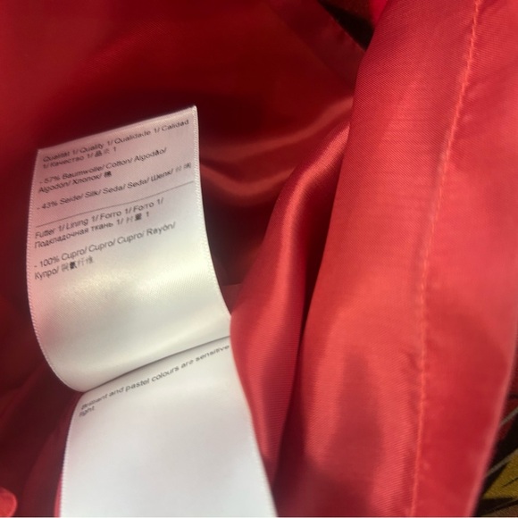 Escada size 36 (S) silk “Ode to LA” NWOT Pencil Skirt Elegant Tailored Design - Picture 9 of 15